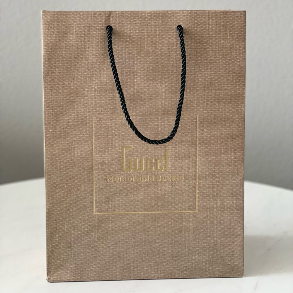 Gucci shopping bag